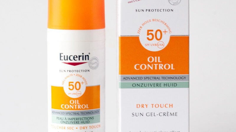 Oil-control  refreshing and non-acne facial sunscreen lotion Review