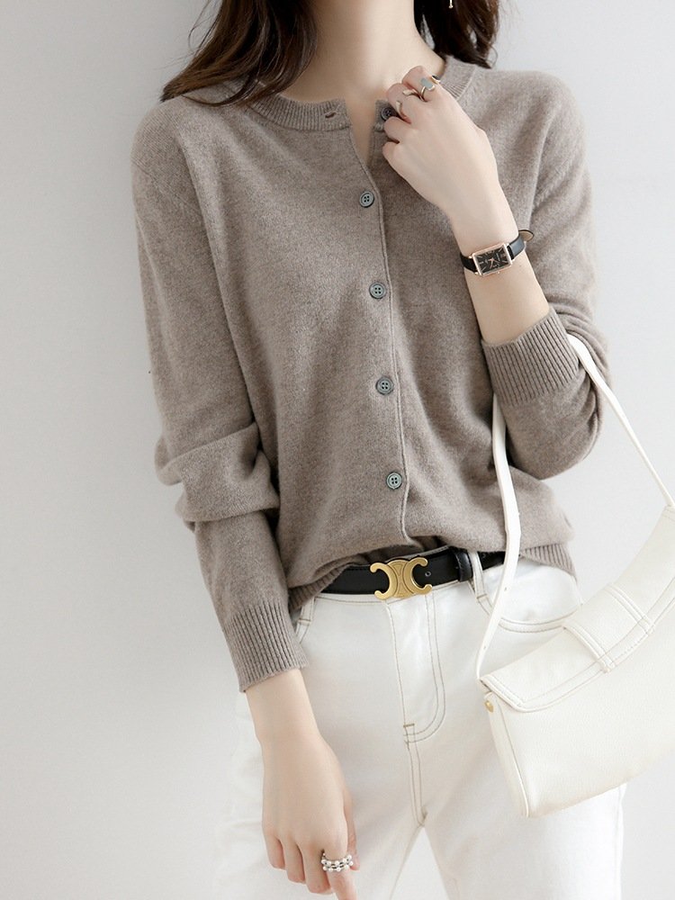pure wool cardigan - Image 5