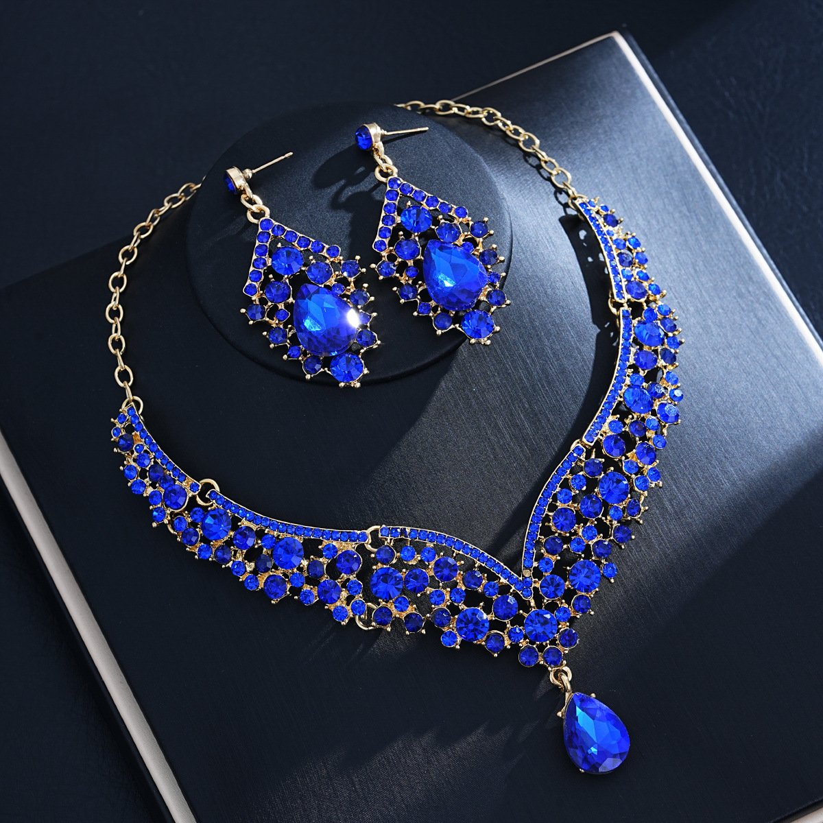 best quality ethnic necklace and earrings set - Image 6