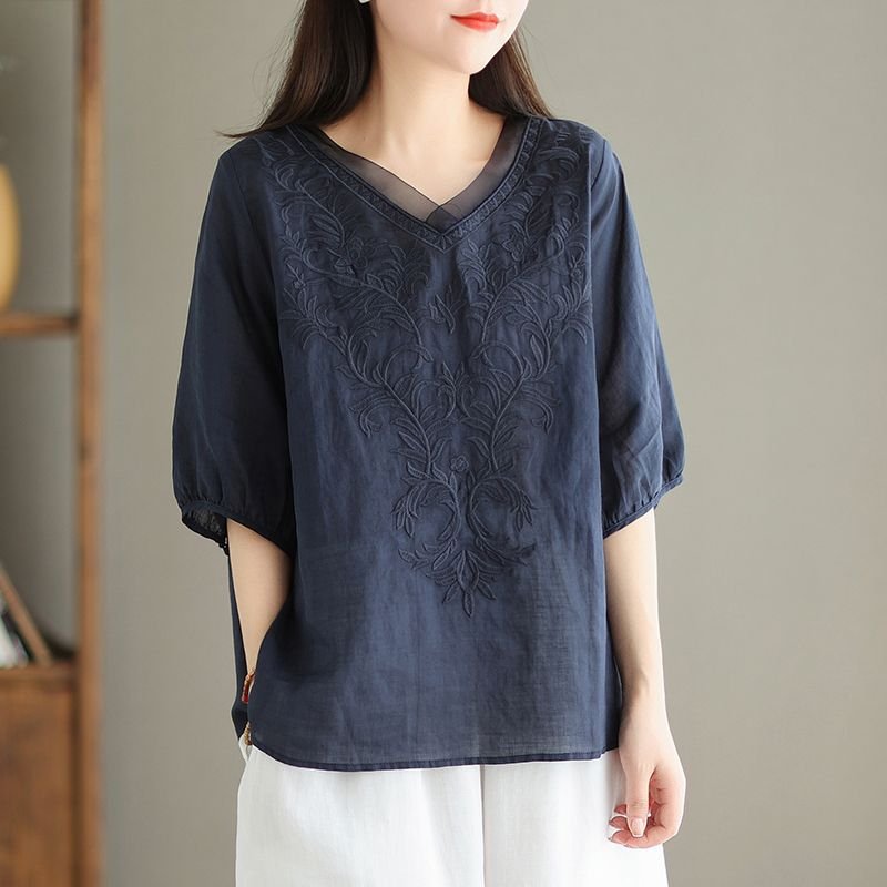 Womens Embroidered shirt in Linen cotton - Image 3