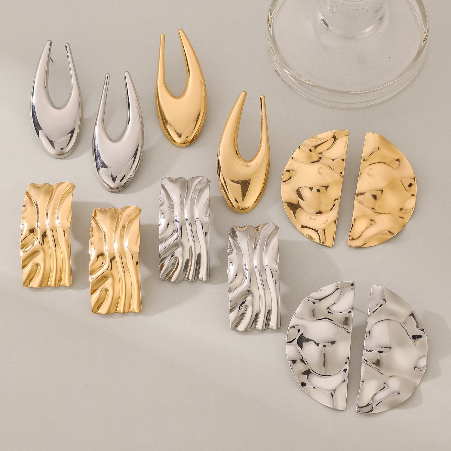 Simple Ear Stud Earrings - Image 2