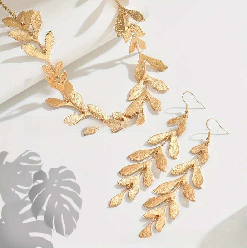 Jewelry leaf design golden Jewelry set - Image 4