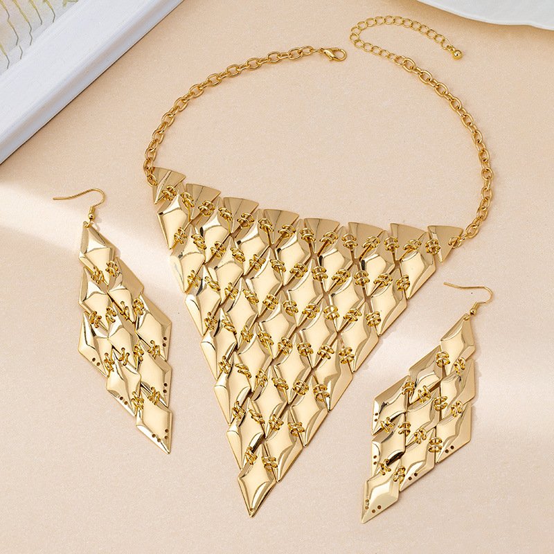 Geometric Sequin Necklace Earring Jewelry Set - Image 3