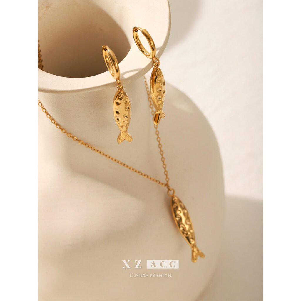 Fish Shape pendant Earrings set