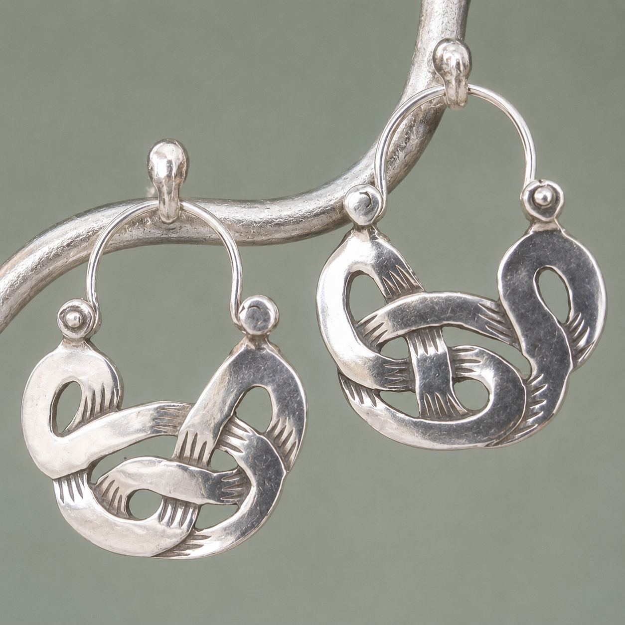 Ethic designed floral silver Alloy Earrings - Image 8