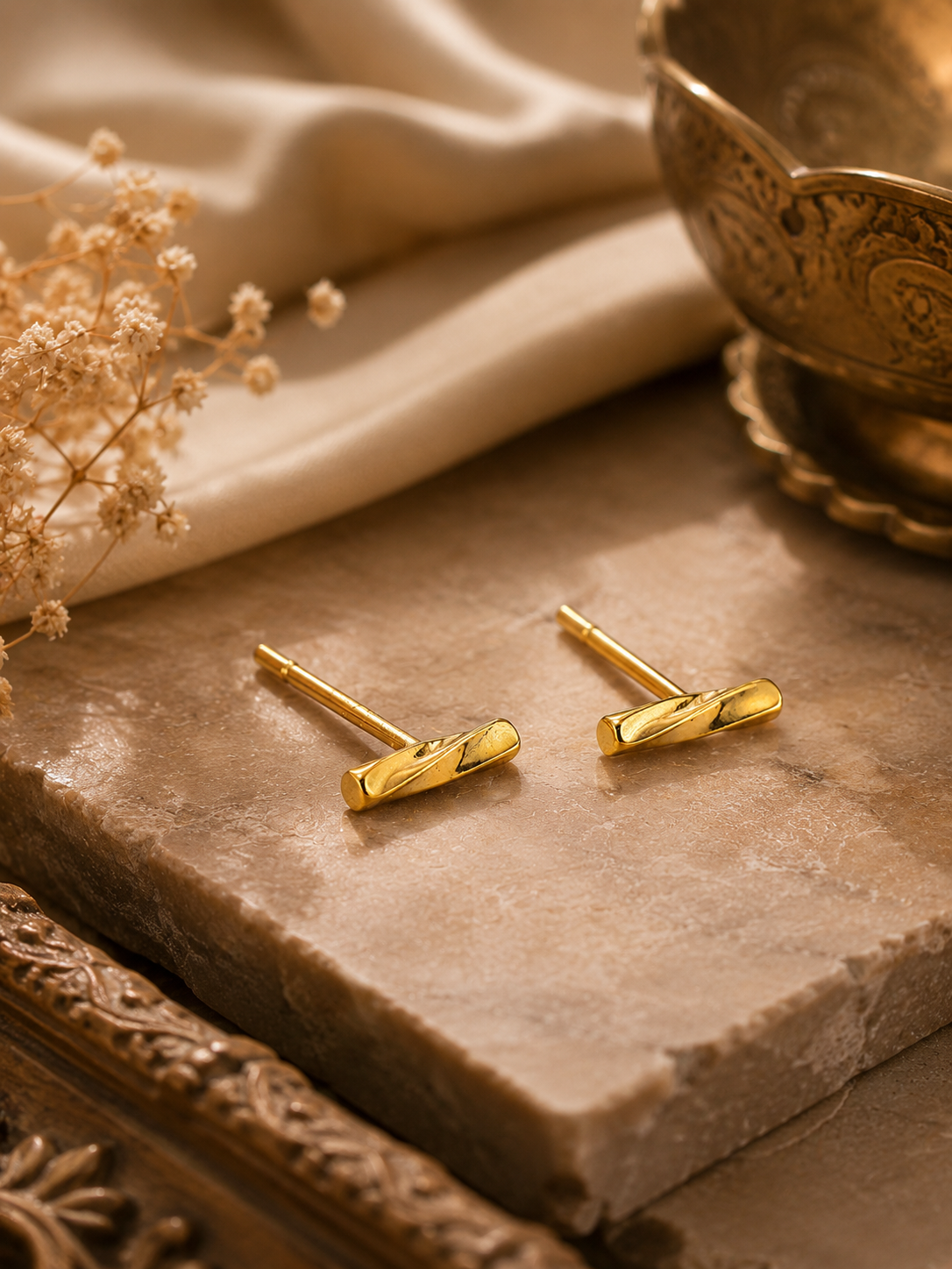 14k pure gold twisted bar stud earrings - Image 4