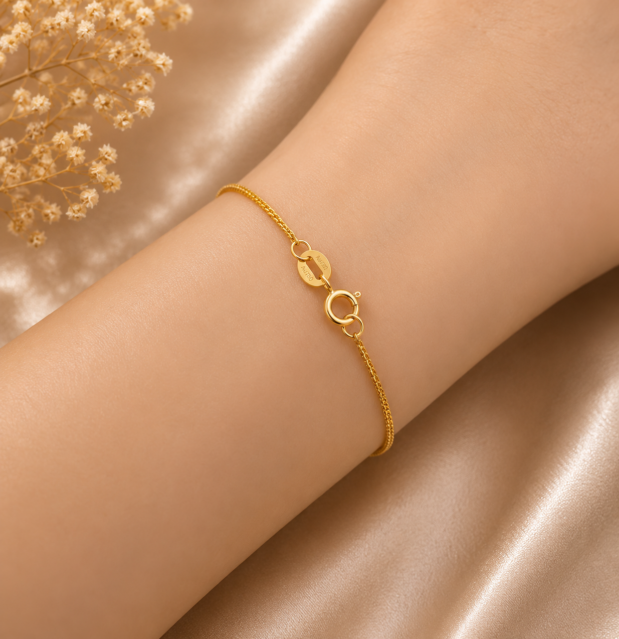 18k pure solid Gold Girl Chopin Bracelet Au750 Gold in simplistic design - Image 2