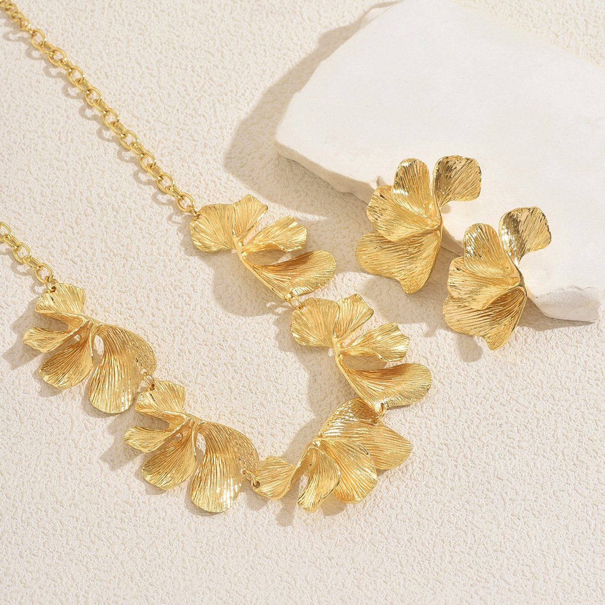 Gold plated necklace earring set - Image 3