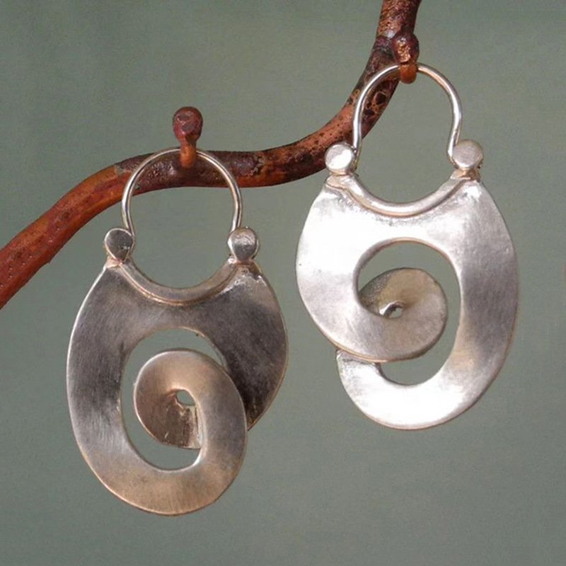 Ethic designed floral silver Alloy Earrings - Image 4