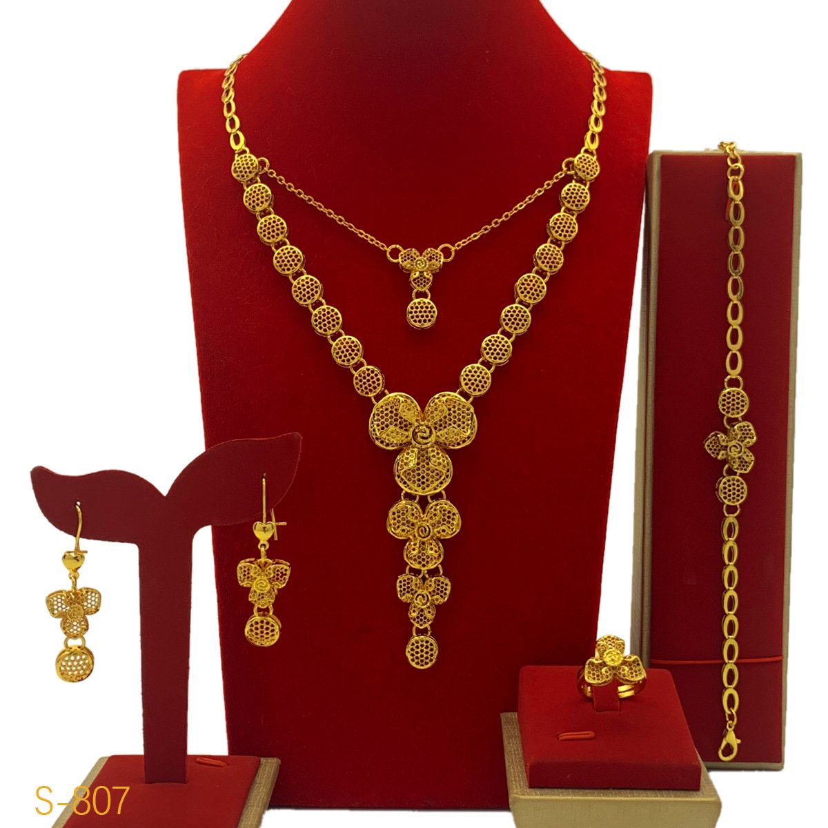 Eastern Style Gold Plated Jewelry Set - Image 2