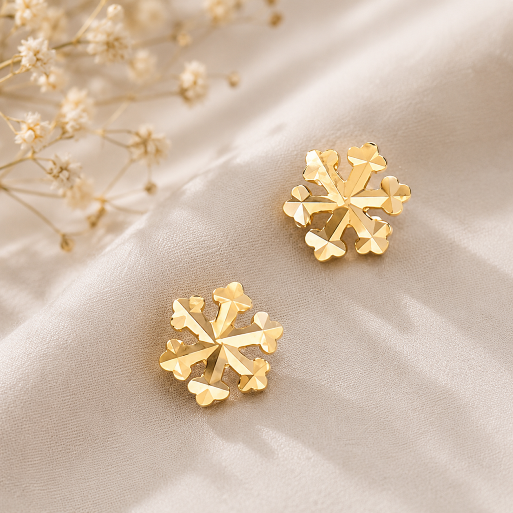 10 pure gold snowflake earrings