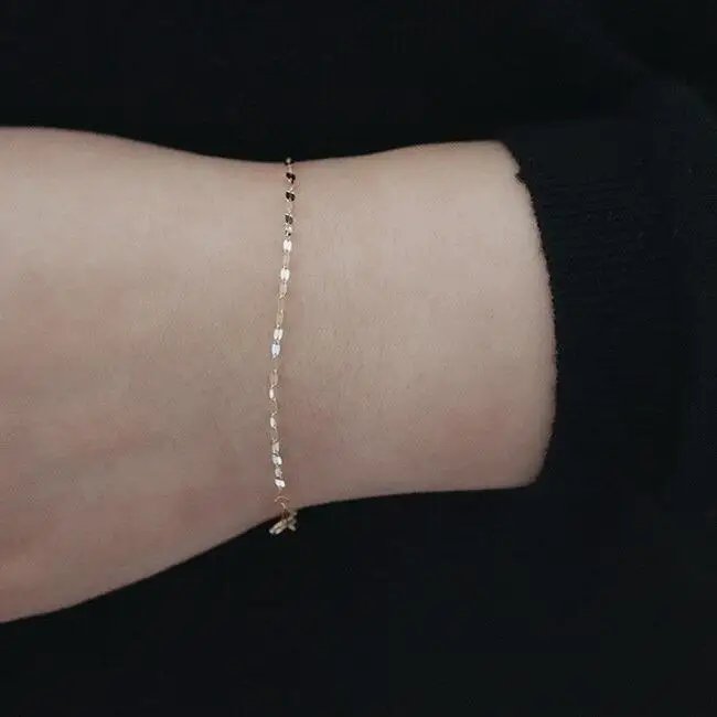 GOLDtutu 14K Gold Minimalist Bracelet, Japanese Shining Lips & Kiss Design, Hypoallergenic Jewelry for Women ok1015 GOLDtutu 14K Gold Minimalist Bracelet, Japanese Shining Lips & Kiss Design, Hypoallergenic Jewelry for Women ok1015