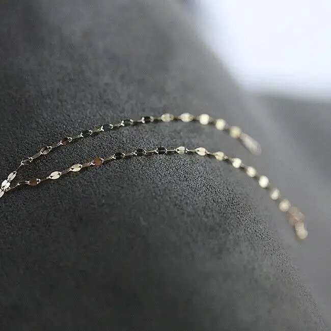 14K Gold Minimalist Bracelet, Shining Lips & Design, Hypoallergenic Jewelry for Women ok1015 - Image 5