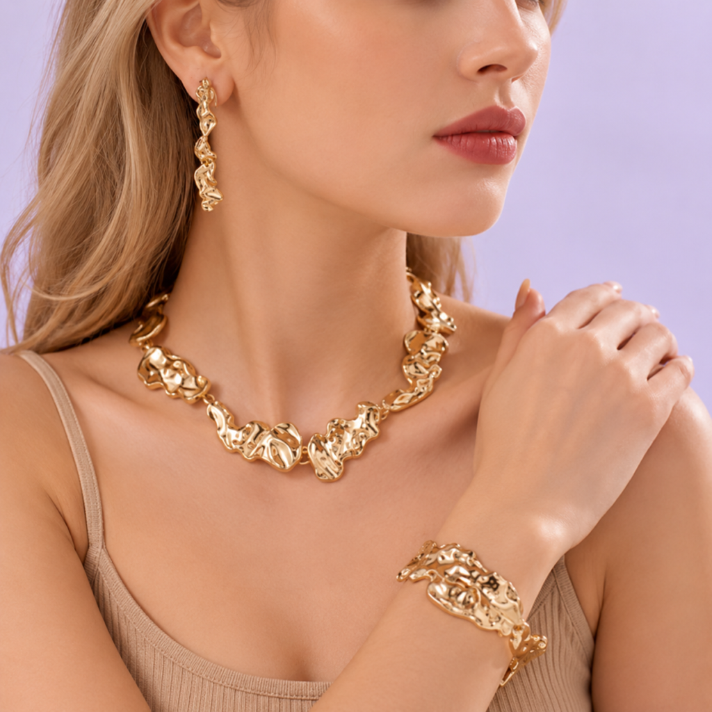 Alloy Jewelry Set Necklace Bracelet and Earrings