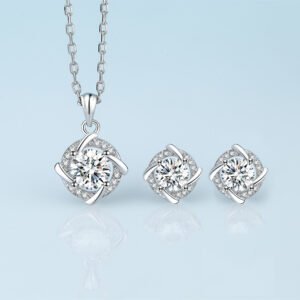 Silver plated Pendant necklace earrings jewelry set