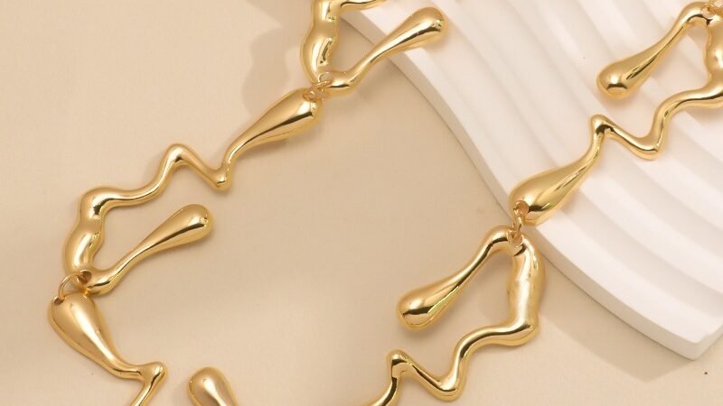 Gold and silver alloy based Irregular necklace Earring set Review