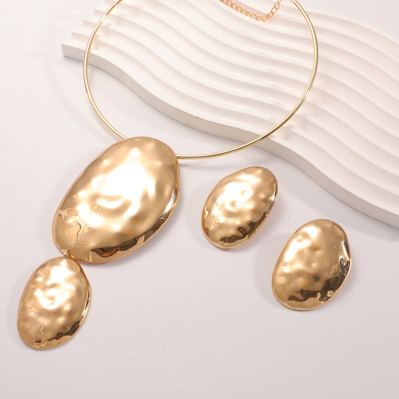 Oval Irregular Geometric Necklace Earrings Set - Image 2