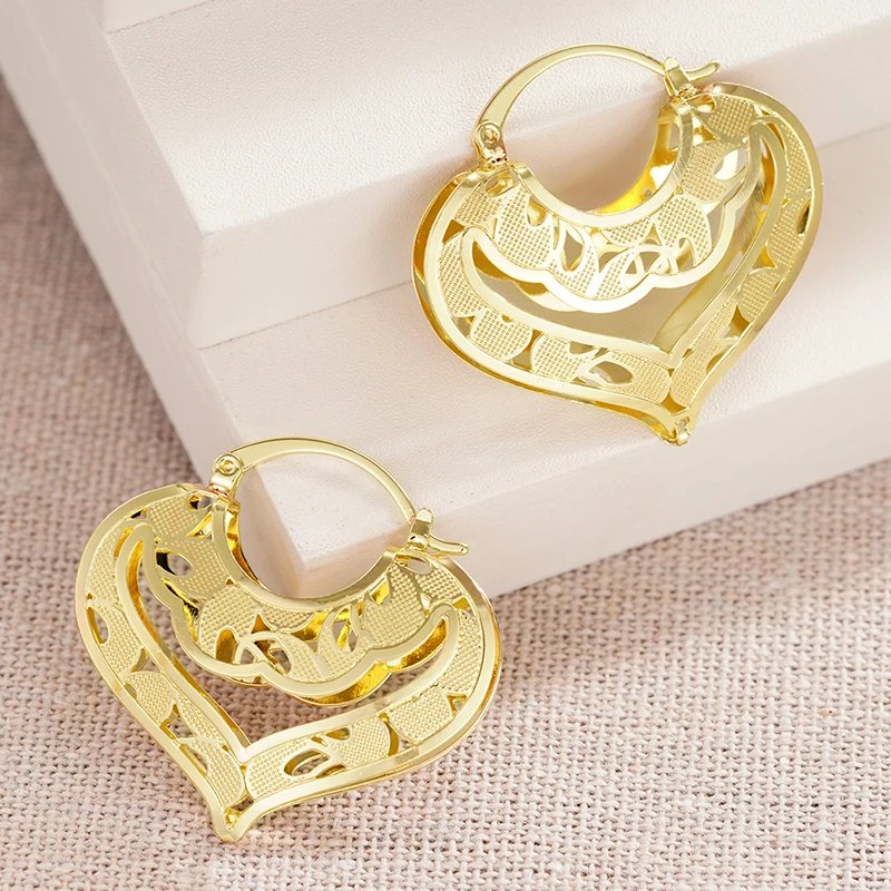 Huitan Hollow Out Women Hoop Earrings Wedding Party Daily Engagement Anniversary Trendy Luxury Gold Color Accessories Jewelry Huitan Hollow Out Women Hoop Earrings Wedding Party Daily Engagement Anniversary Trendy Luxury Gold Color Accessories Jewelry