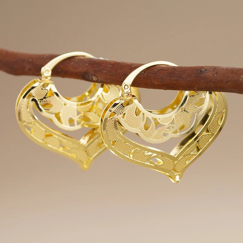 Huitan Hollow Out Women Hoop Earrings Wedding Party Daily Engagement Anniversary Trendy Luxury Gold Color Accessories Jewelry Huitan Hollow Out Women Hoop Earrings Wedding Party Daily Engagement Anniversary Trendy Luxury Gold Color Accessories Jewelry