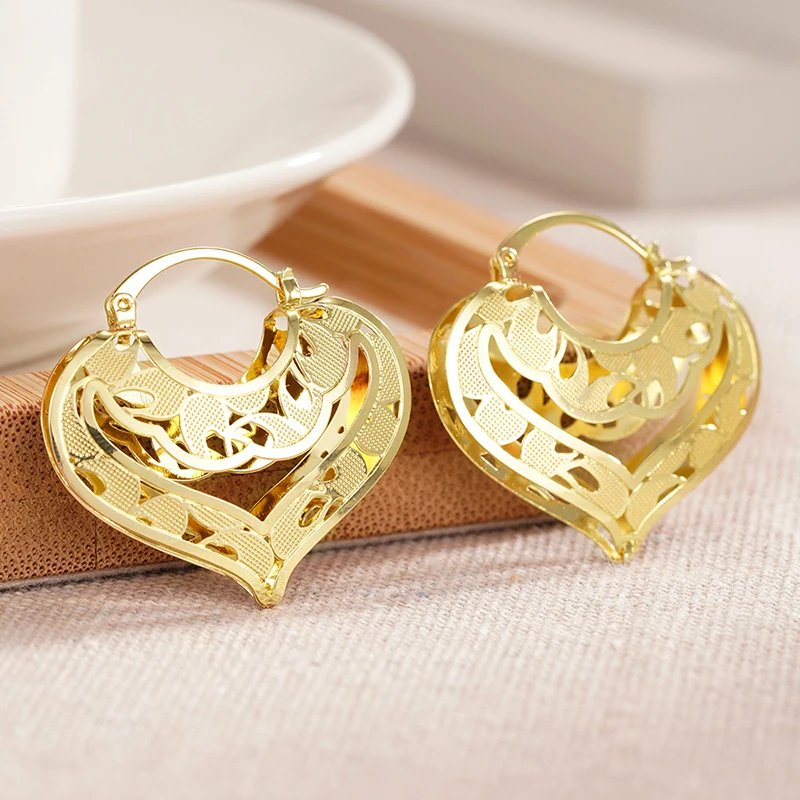 Huitan Hollow Out Women Hoop Earrings Wedding Party Daily Engagement Anniversary Trendy Luxury Gold Color Accessories Jewelry Huitan Hollow Out Women Hoop Earrings Wedding Party Daily Engagement Anniversary Trendy Luxury Gold Color Accessories Jewelry