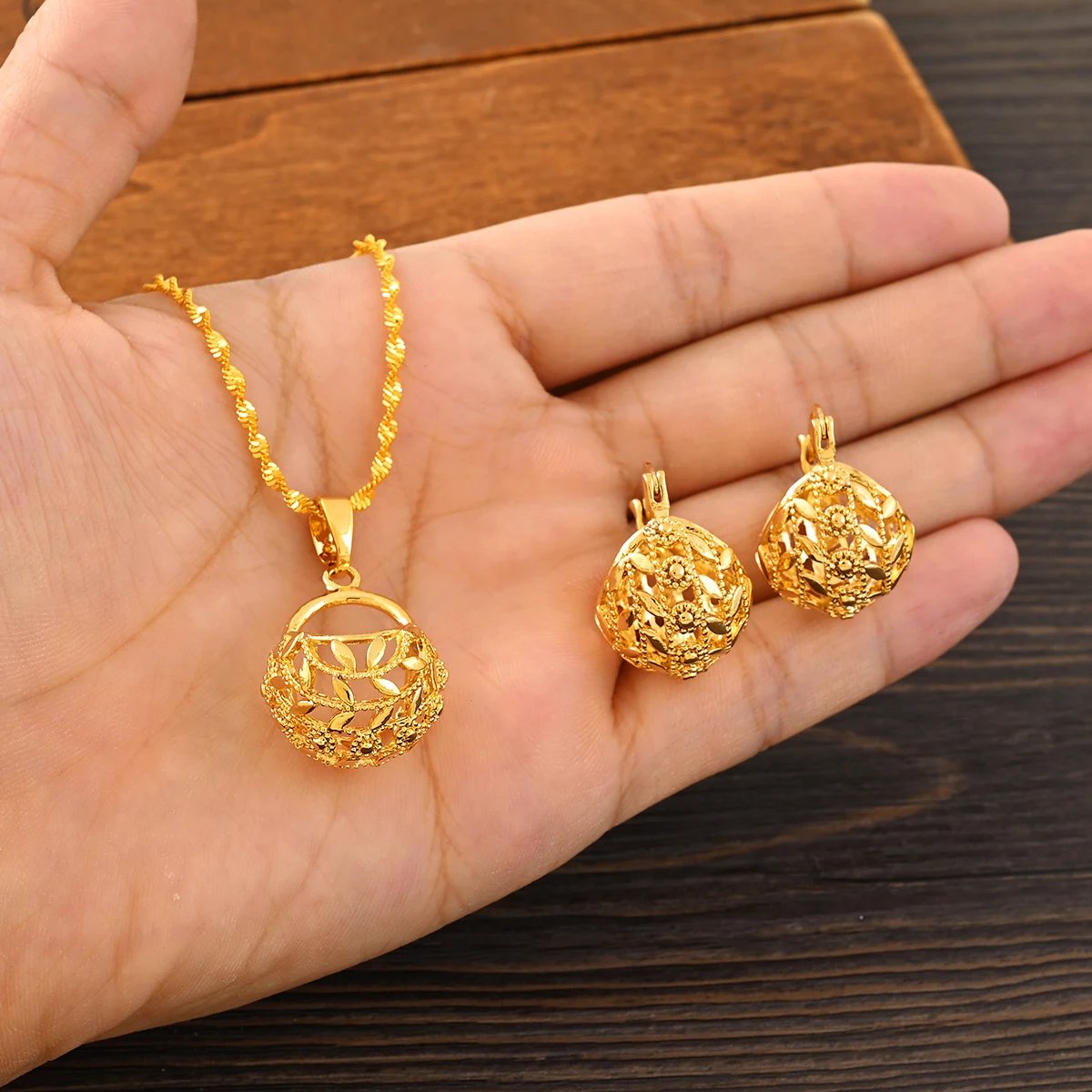 【Five Style】18k Gold Plated Africa dubai Cute Necklace pendant Earrings Wedding Birthday Party Jewelry Sets For Women Girl Gif 【Five Style】18k Gold Plated Africa dubai Cute Necklace pendant Earrings Wedding Birthday Party Jewelry Sets For Women Girl Gif