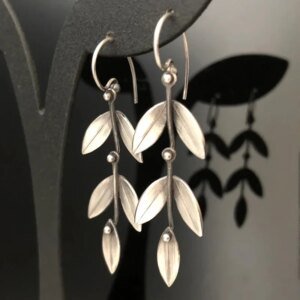 Ethnic Style Silver Color Metal Leaf Earrings for Women Female Vintage Handmade Statement Hook Earring Party Jewelry Gifts