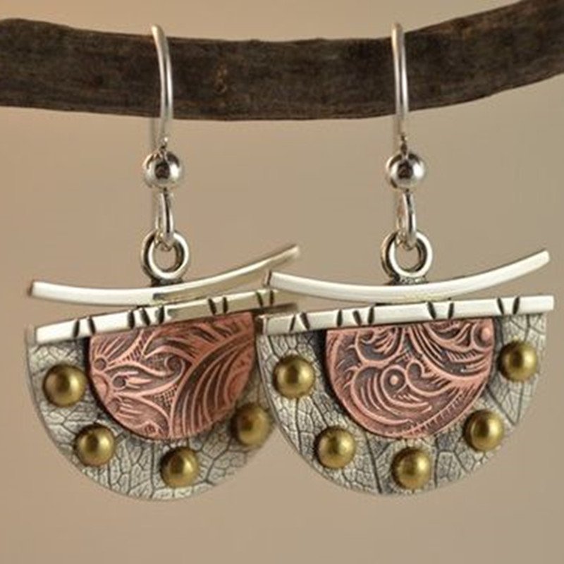 Ethnic Bronze Semicircle Hook Earrings Vintage Metal Two Tone Carving Pattern Handmade Drop Earrings for Women Jewelry Ethnic Bronze Semicircle Hook Earrings Vintage Metal Two Tone Carving Pattern Handmade Drop Earrings for Women Jewelry
