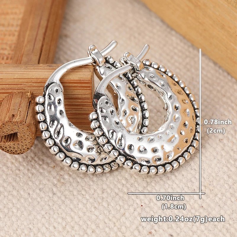 Simple Fashion Silver Color Metal Geometry Carving Pattern Hoop Earrings for Women Jewelry
