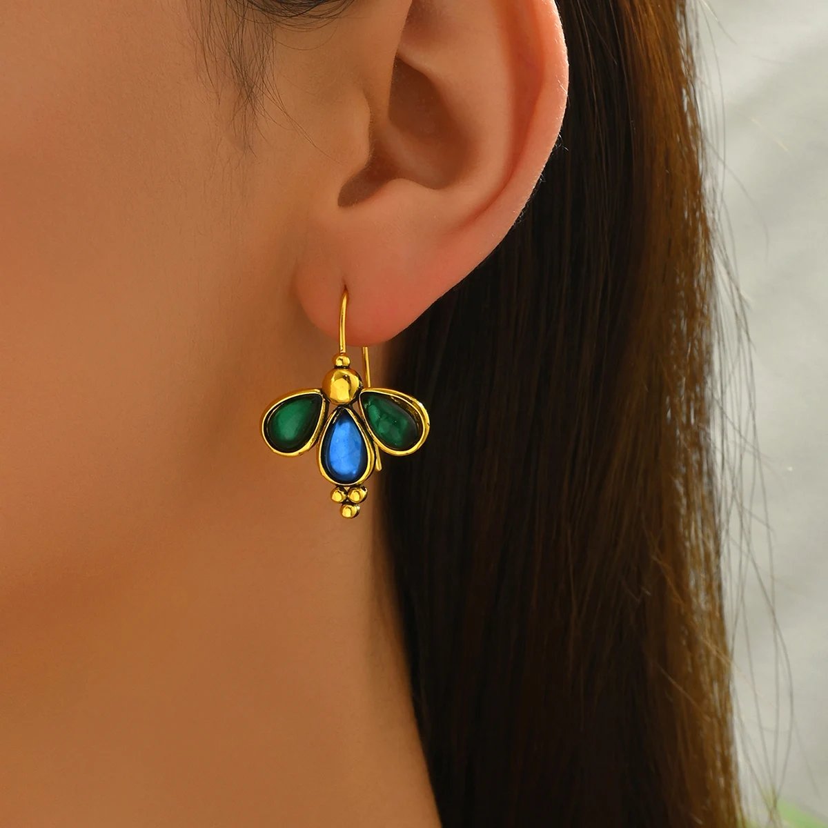 Charm Green Blue Stone Waterdrop Hook Earrings for Women Silver Color Dangle Earrings Wedding Jewelry