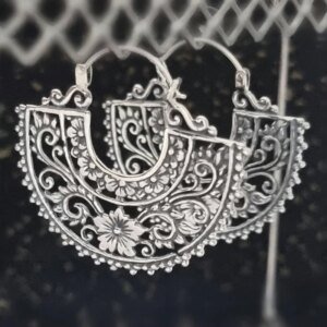 Ethnic-Vintage Hand-manufactured Flower Hollowed-out Semi-circular Hoop Earrings Women's Ethnic Exquisite Silvery Jewelry Accessories