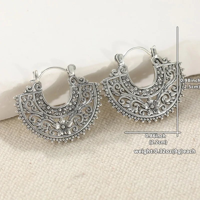 Vintage Hand-carved Flower Hollowed-out Semi-circular Hoop Earrings Women's Ethnic Exquisite Silvery Plated Jewelry Accessories