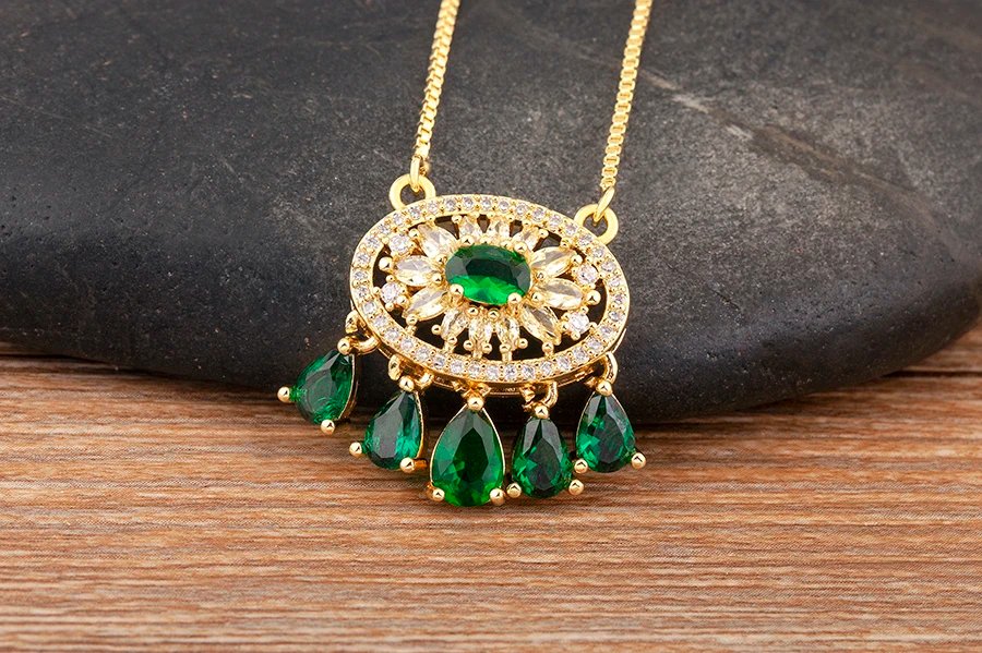 Nidin New Trendy Flower Shape Zircon Pendant Necklace For Women Light Luxury Clavicle Chain Jewelry Accessories Wedding Gifts Nidin New Trendy Flower Shape Zircon Pendant Necklace For Women Light Luxury Clavicle Chain Jewelry Accessories Wedding Gifts