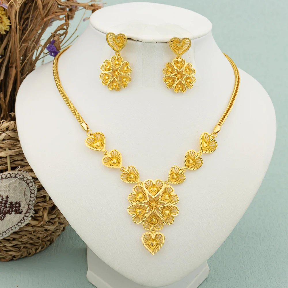 Round Jewelry Set Design for Women African Hot Sale Copper Hoop Earrings Flower Necklace Gold Plated Pendant Party Wedding Gifts Round Jewelry Set Design for Women African Hot Sale Copper Hoop Earrings Flower Necklace Gold Plated Pendant Party Wedding Gifts