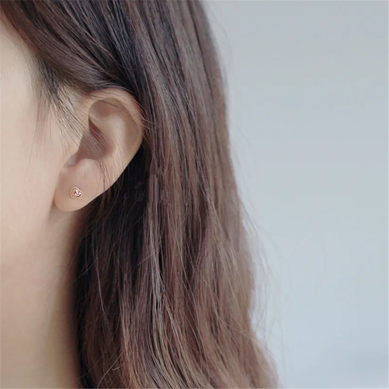 925 Sterling Silver 14k Gold Plated Stud Earrings Cute Cake Side Heart Earrings Simple Student Korean Jewelry Wholesale 925 Sterling Silver 14k Gold Plated Stud Earrings Cute Cake Side Heart Earrings Simple Student Korean Jewelry Wholesale