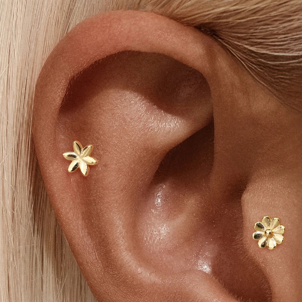 ROXI 925 Sterling Silver Golden AB Style Smooth Flower Element For Women Mini Cute Piercing Earrings Minimalist Fashion