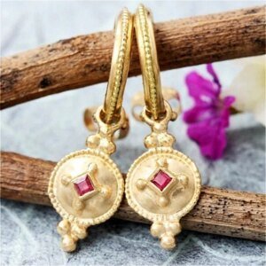 Fashion Vintage Synthetic Zirconia Geometric Dangle Earrings Women's Elegant Charm Golden Plated Banquet Jewelry Accessories