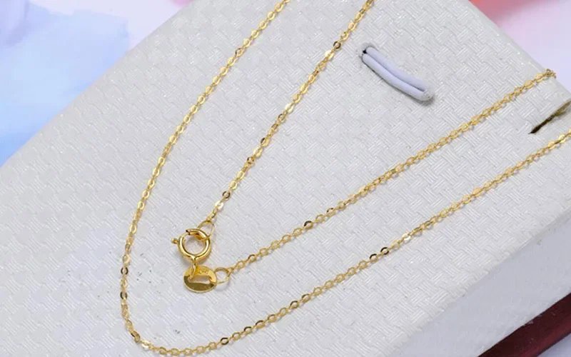 18K Au750 Gold O-Link Clavicle Necklace Women High Luster Chain Minimalist Layering Jewelry Containing a steel stamp 18K Au750 Gold O-Link Clavicle Necklace Women High Luster Chain Minimalist Layering Jewelry Containing a steel stamp