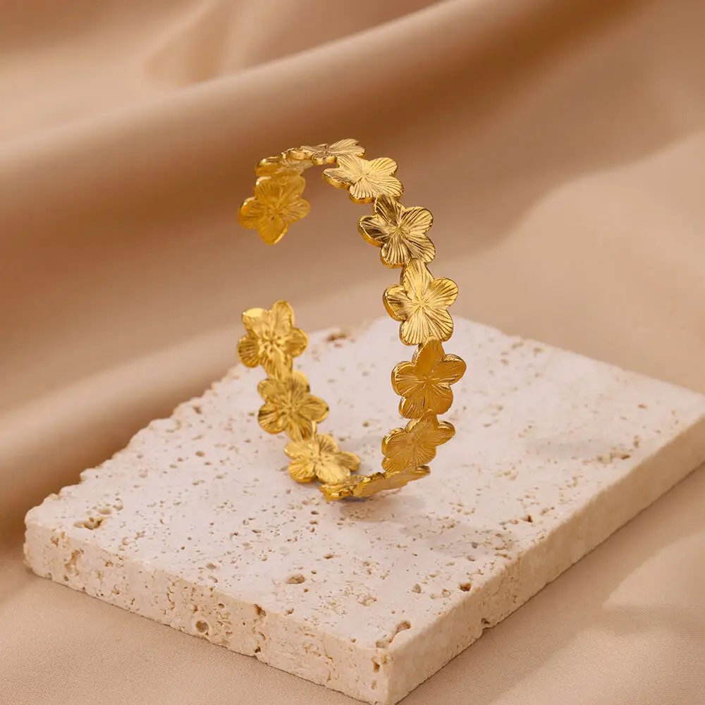 Vintage Flower Cuff Bracelet Bangle for Women Gold Color Flora Stainless Steel Bangles Casting Aesthetic Couple Wrist Jewelry Vintage Flower Cuff Bracelet Bangle for Women Gold Color Flora Stainless Steel Bangles Casting Aesthetic Couple Wrist Jewelry