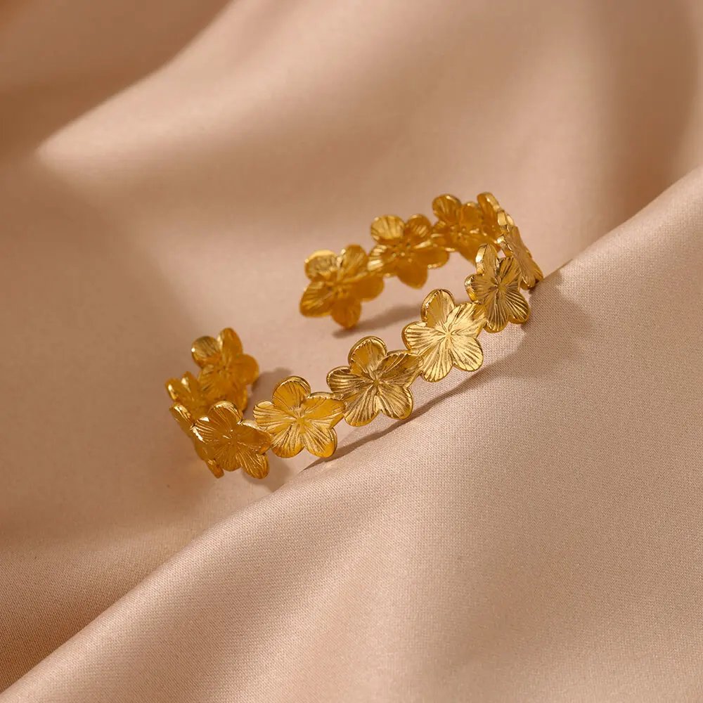 Vintage Flower Cuff Bracelet Bangle for Women Gold Color Flora Stainless Steel Bangles Casting Aesthetic Couple Wrist Jewelry Vintage Flower Cuff Bracelet Bangle for Women Gold Color Flora Stainless Steel Bangles Casting Aesthetic Couple Wrist Jewelry