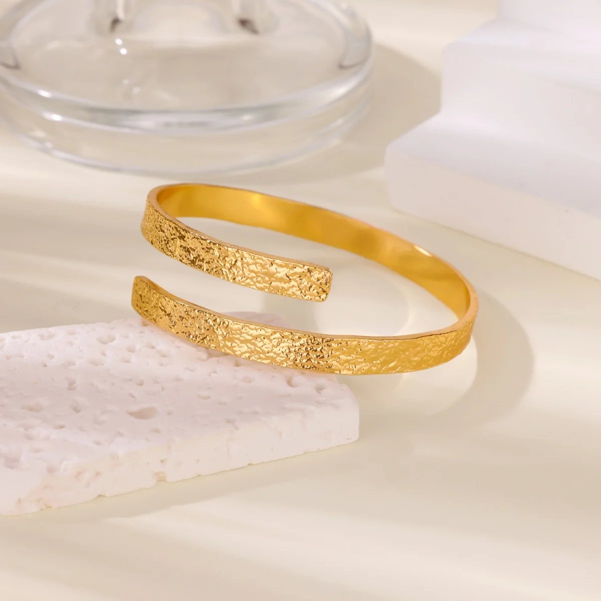 Adjustable Bangle Bracelets for Women Stainless Steel Bracelet Waterproof Gold Color Luxury Couple Jewelry Cuff pulseras mujer Adjustable Bangle Bracelets for Women Stainless Steel Bracelet Waterproof Gold Color Luxury Couple Jewelry Cuff pulseras mujer