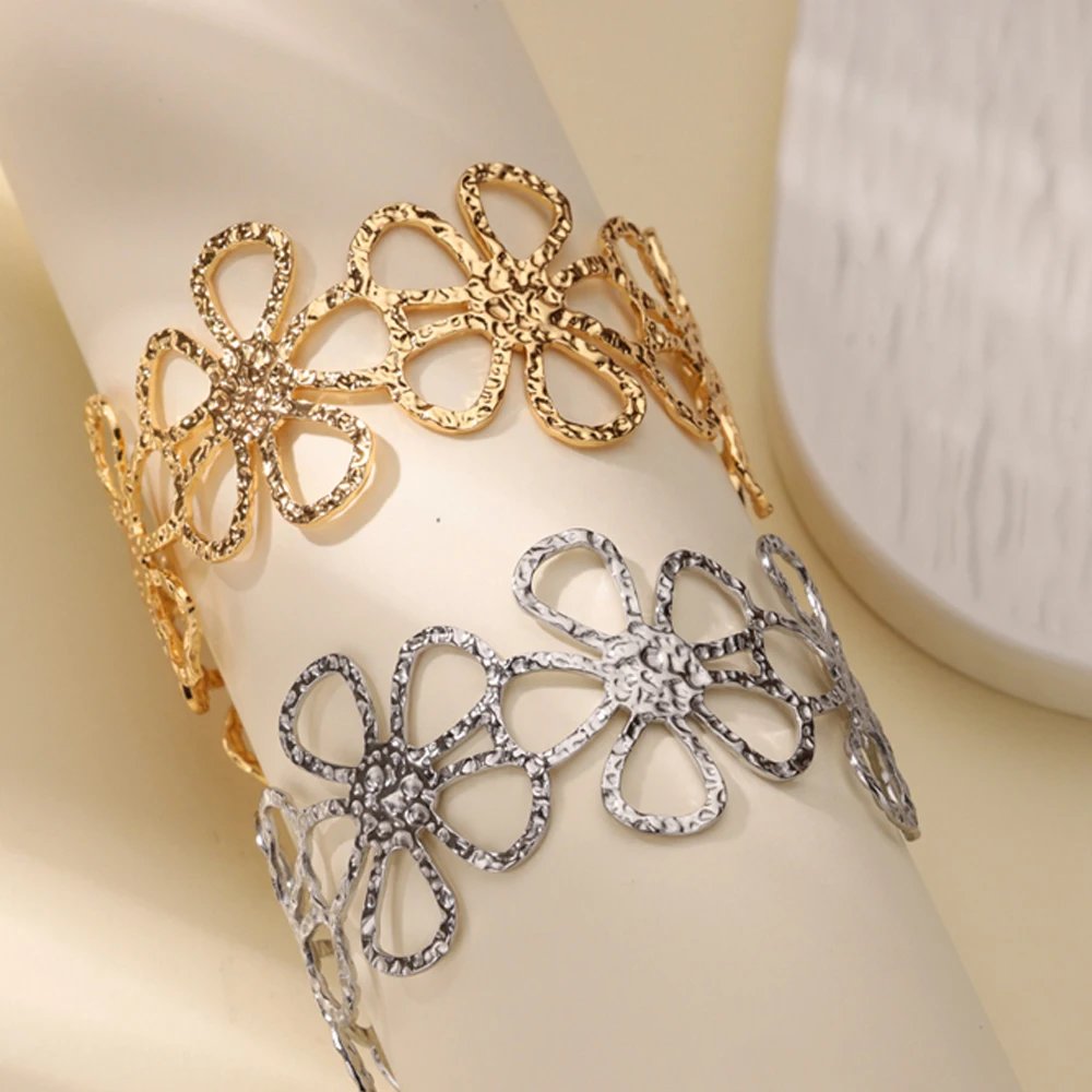 Vintage Stainless Steel Flower Bangles For Women Gold Color Fashion Open Flower Cuff Bracelets Bangle Party Jewelry Gift 2025 Vintage Stainless Steel Flower Bangles For Women Gold Color Fashion Open Flower Cuff Bracelets Bangle Party Jewelry Gift 2025