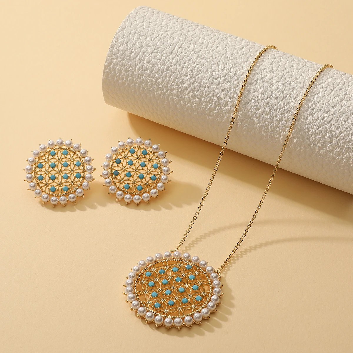 Zircon Women's Fashion Pearl Zircon Necklace & Earrings Set Round Simple style Gold Jewelry - Image 4