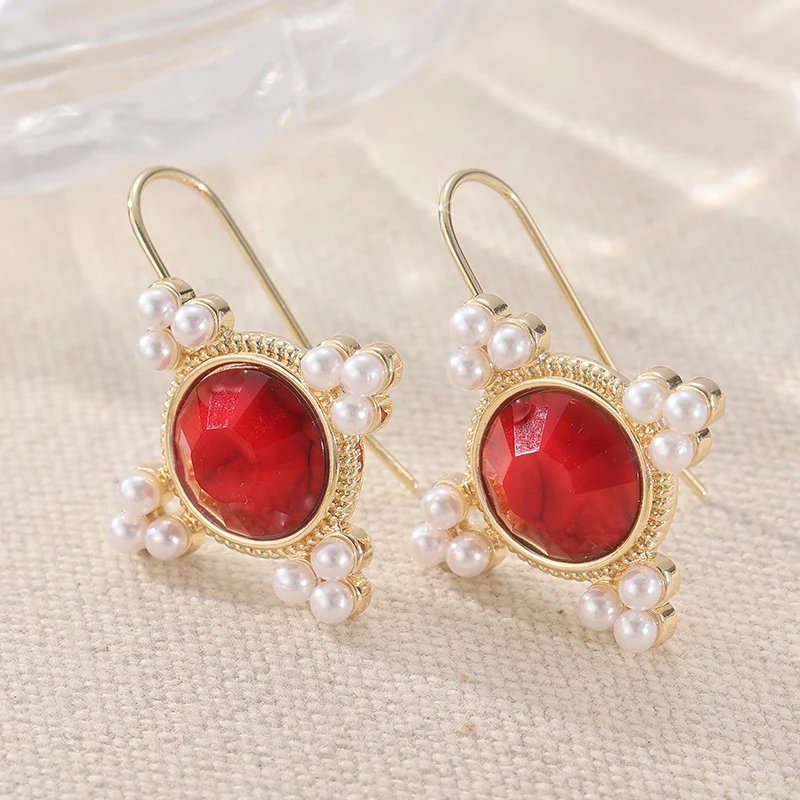 Vintage Red Green Synthetic Zirconia Imitation Pearl Dangle Earrings for Women Fashion Temperament Anniversary Jewelry Accessory