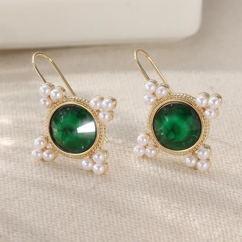 Vintage Red Green Synthetic Zirconia Imitation Pearl Dangle Earrings for Women Fashion Temperament Anniversary Jewelry Accessory