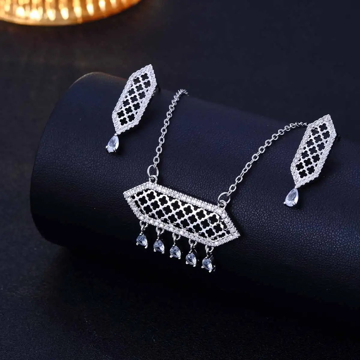 Classic Rectangular Cubic Zirconia Wedding Necklace and Earrings Women Luxury Dubai Nigeria CZ Crystal Bridal Jewelry Set Gifts Classic Rectangular Cubic Zirconia Wedding Necklace and Earrings Women Luxury Dubai Nigeria CZ Crystal Bridal Jewelry Set Gifts