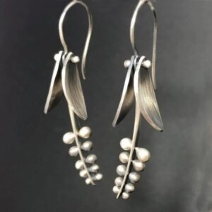 Ethnic Style Silver Plated Metal Leaf Pendant Earrings For Women Vintage Handmade Statement Hook Earring Party Jewelry Gifts