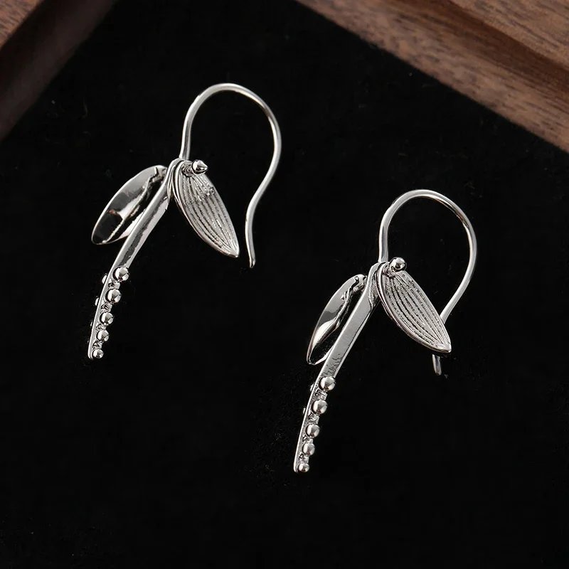 Ethnic Style Silver Plated Metal Leaf Pendant Earrings For Women Vintage Handmade Statement Hook Earring Party Jewelry Gifts