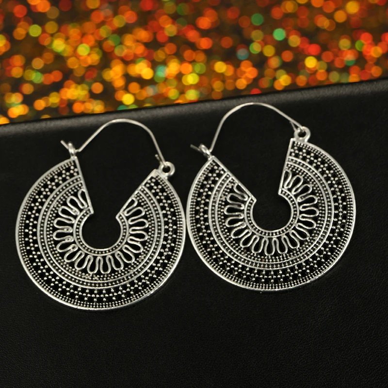 docona 15 Style Vintage Antique Silver Color Earrings for Women Hollow Carve Flowers Gypsy Tribal Ethnic Dangle Earrings серьги docona 15 Style Vintage Antique Silver Color Earrings for Women Hollow Carve Flowers Gypsy Tribal Ethnic Dangle Earrings серьги