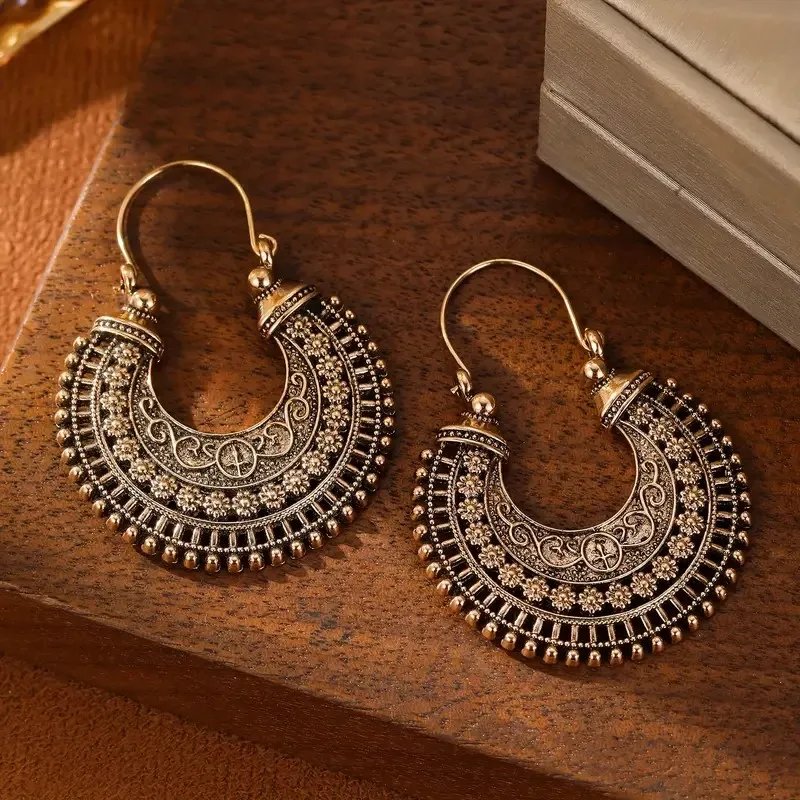 Retro Bohomian Antique Bronze Hoop Earrings for Women Niche Design Hollow Design Fashion Earring Daily Wear Party Jewelry Gifts