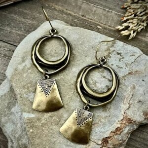 Ethnic Style Golden Plated Geometric Dangle Earrings For Women Exquisite Ethnic Style Carving Earrings Jewelry Gifts